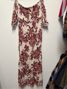 Unik Cream Maxi Dress with Red Floral Print